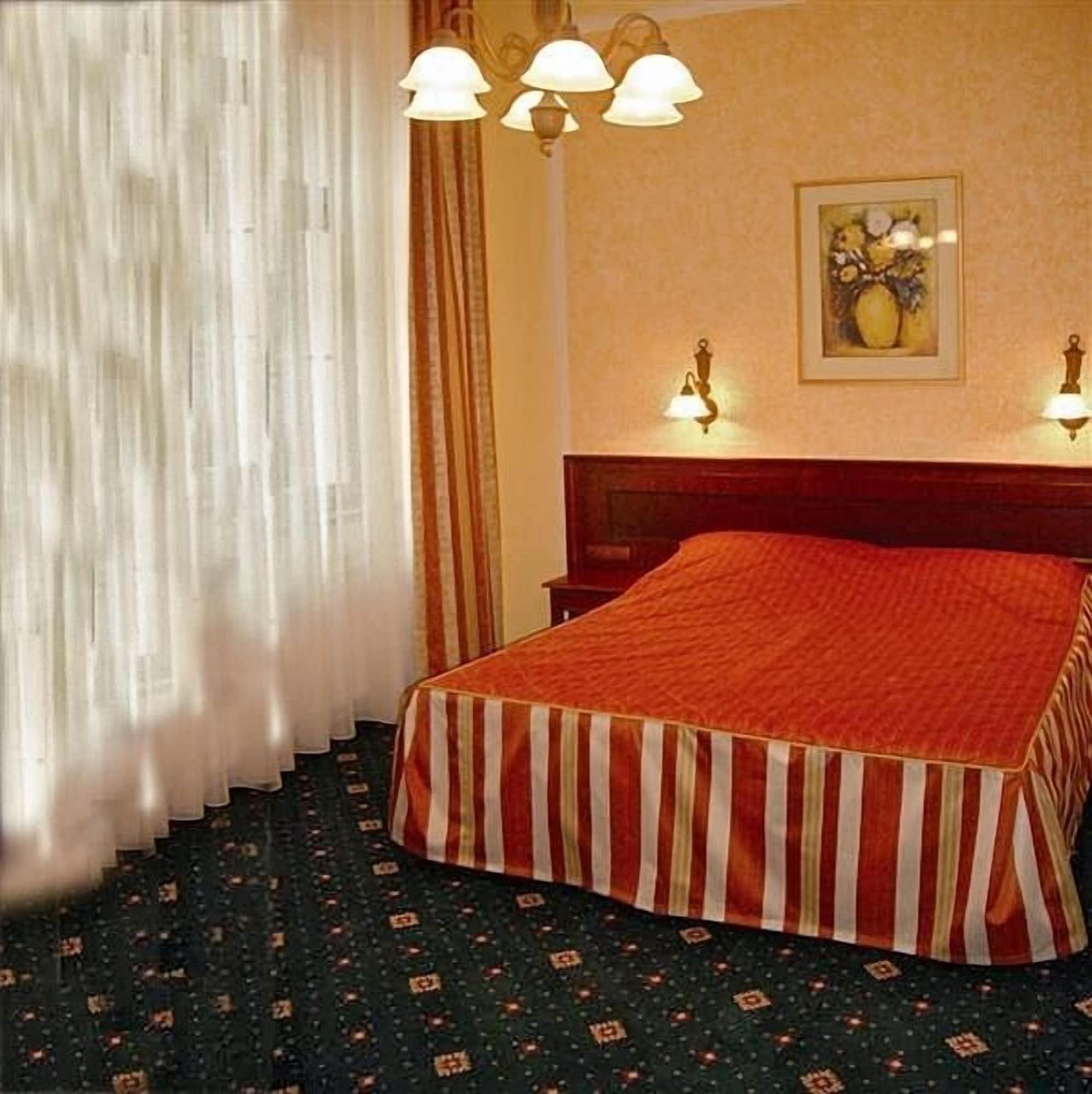 Humboldt Park Hotel & Spa Karlovy Vary Exterior foto
