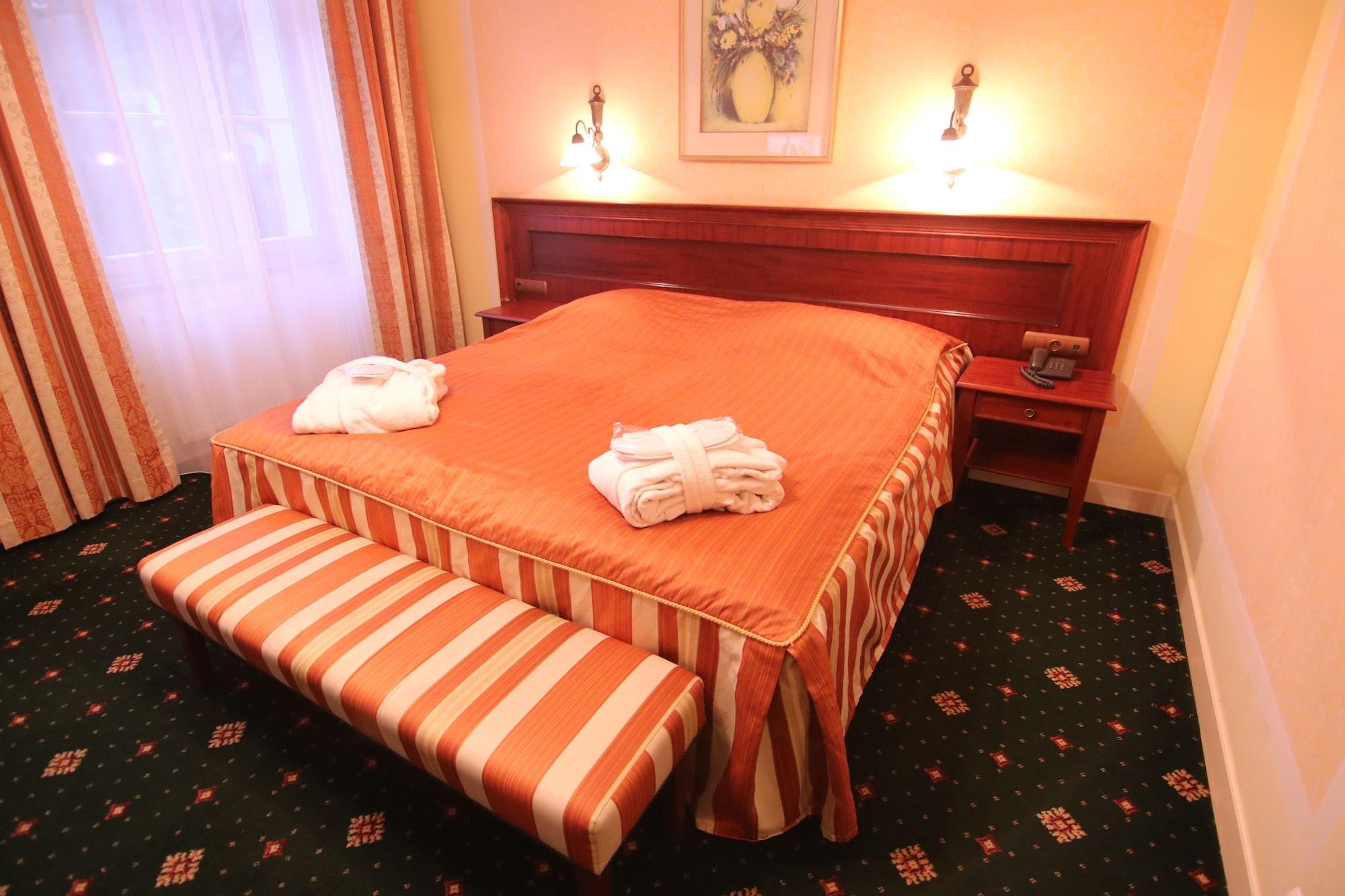 Humboldt Park Hotel & Spa Karlovy Vary Exterior foto