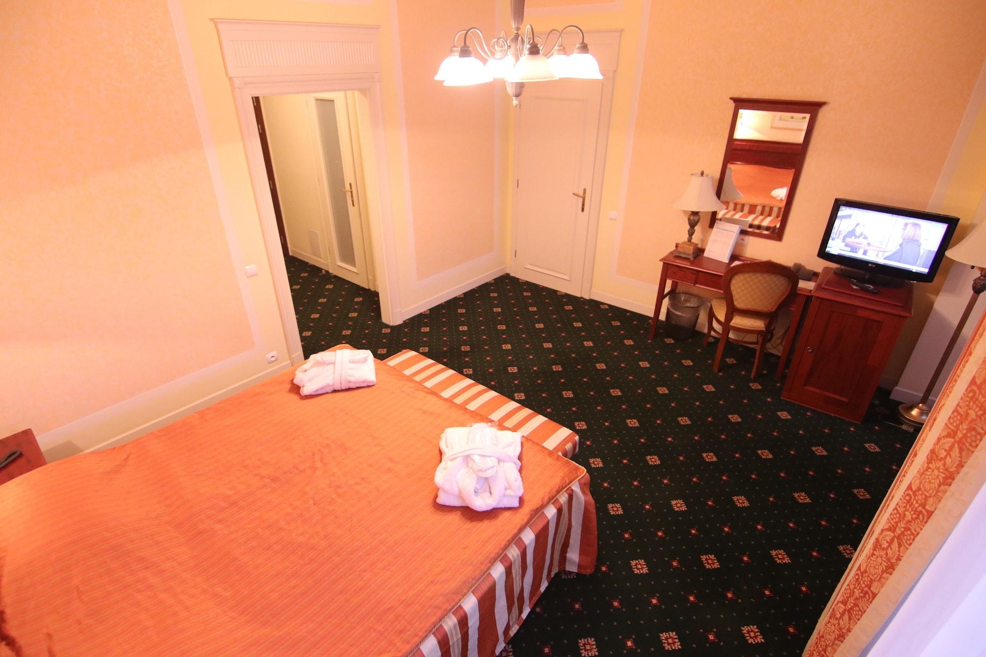 Humboldt Park Hotel & Spa Karlovy Vary Exterior foto