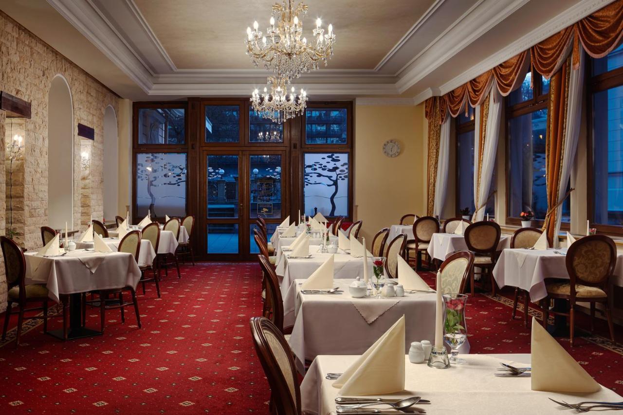 Humboldt Park Hotel & Spa Karlovy Vary Exterior foto